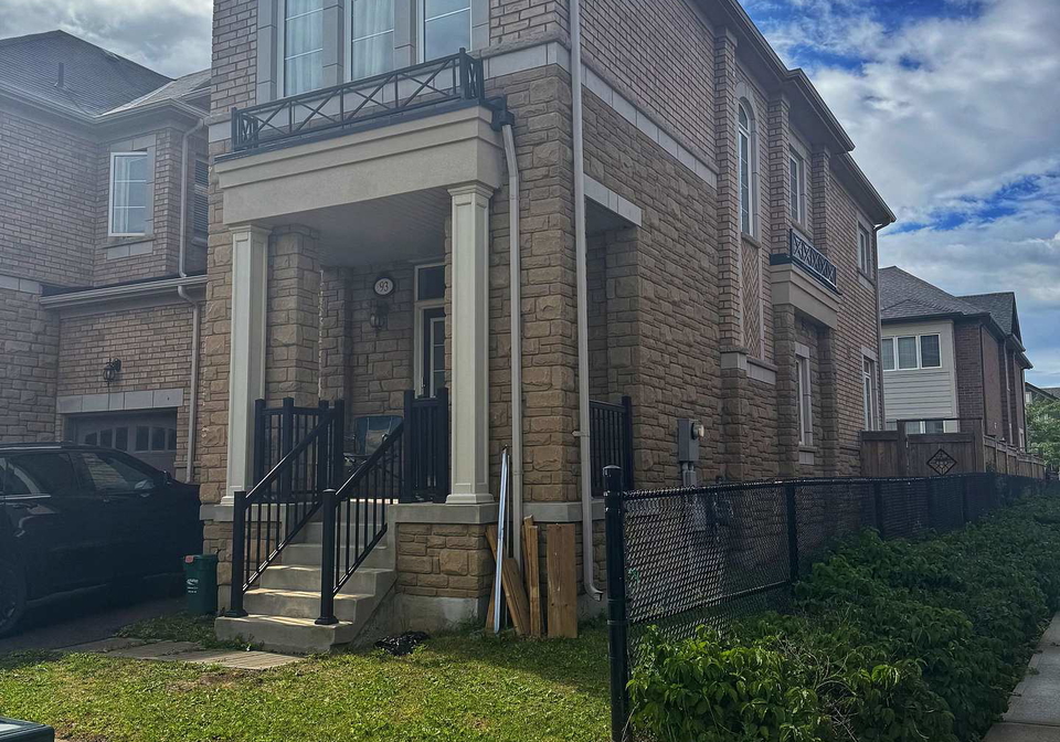 93-huguenot-road-n-oakville-ontario-w13014304