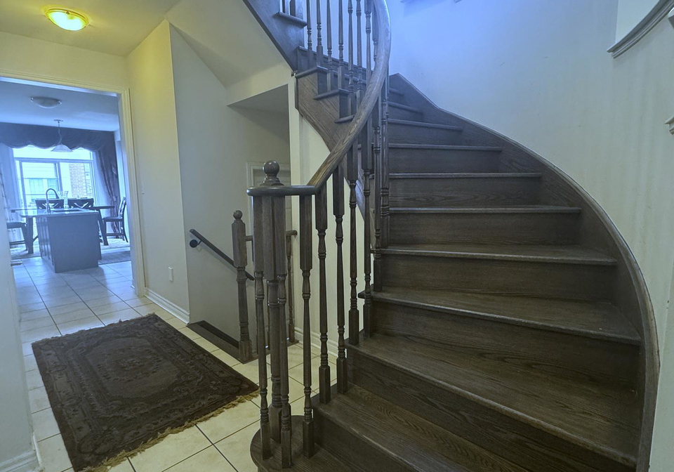 93-huguenot-road-n-oakville-ontario-w13014304
