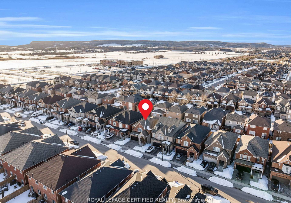 461-downes-jackson-heights-milton-ontario-w13014334