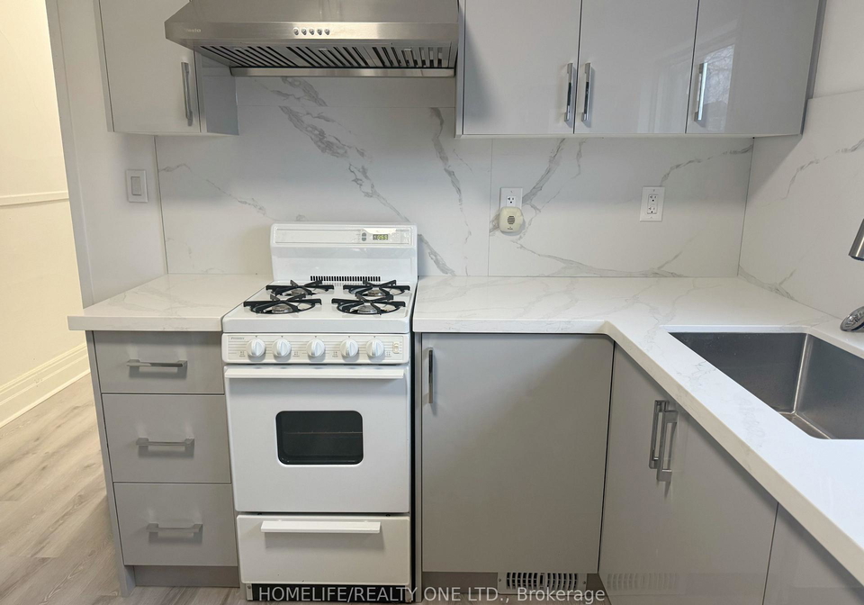 1067-dovercourt-road-toronto-ontario-w13014488