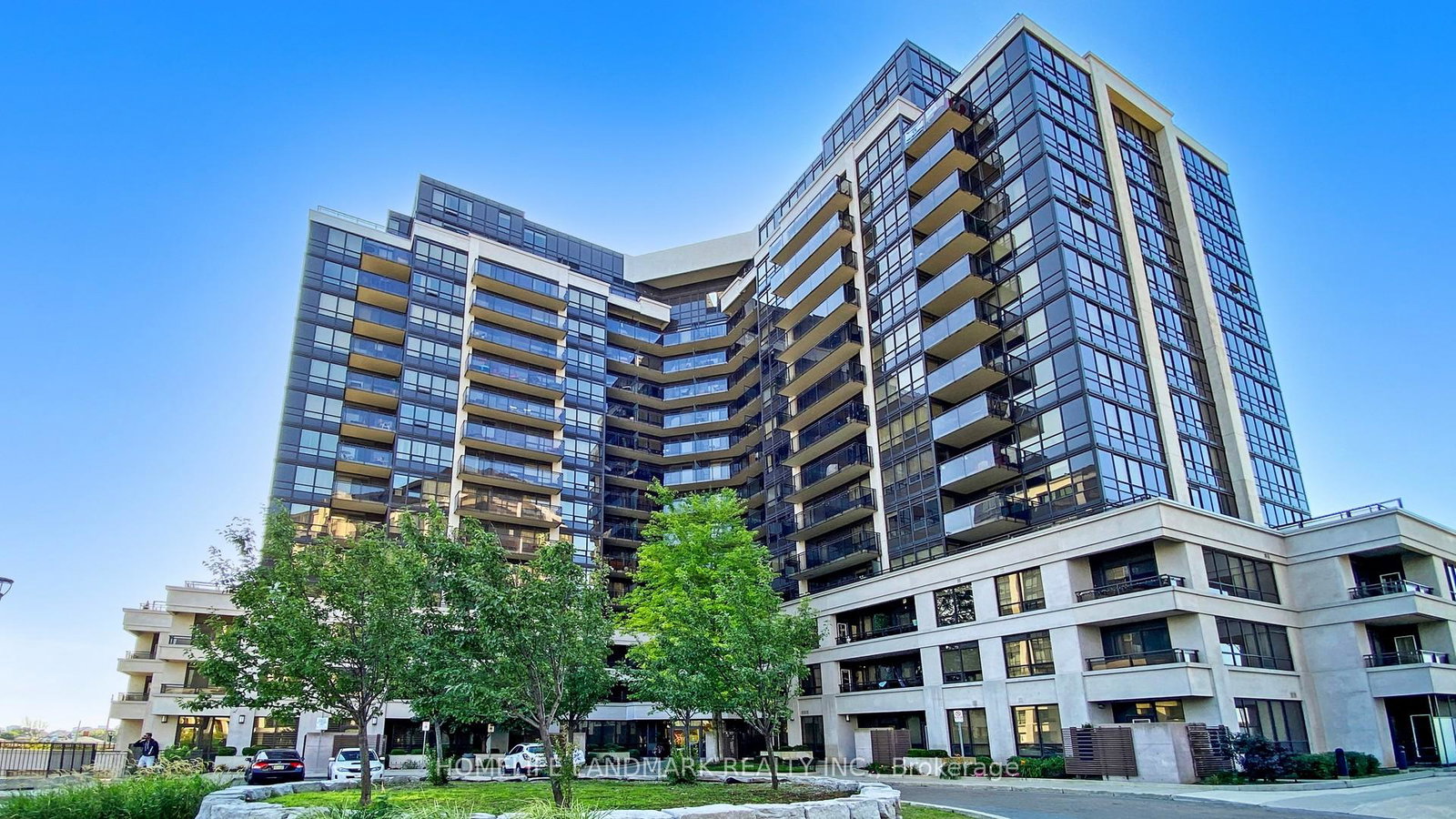 1060-sheppard-avenue-w-york-ontario-w13014728