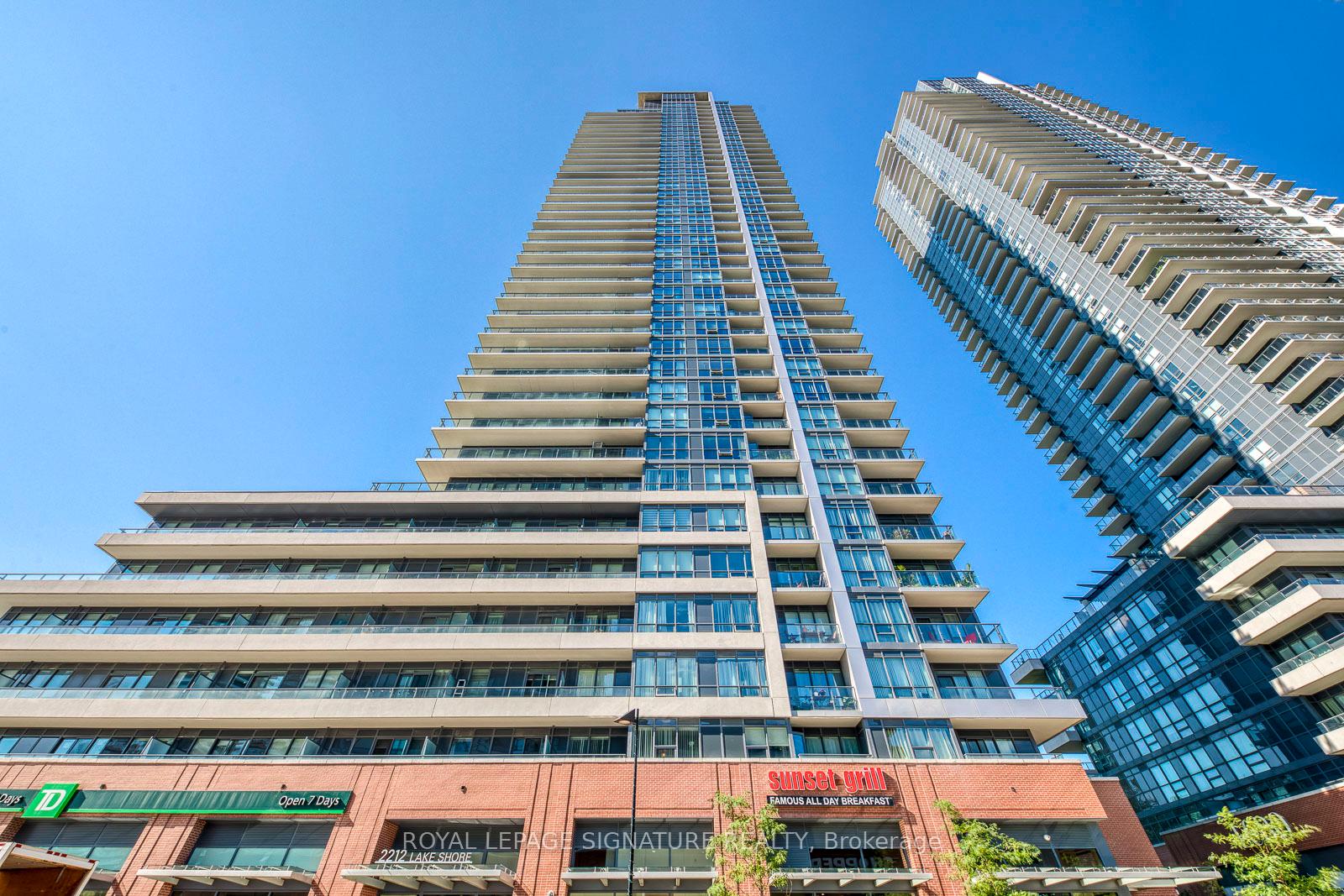 2212-lake-shore-boulevard-w-etobicoke-ontario-w13014776