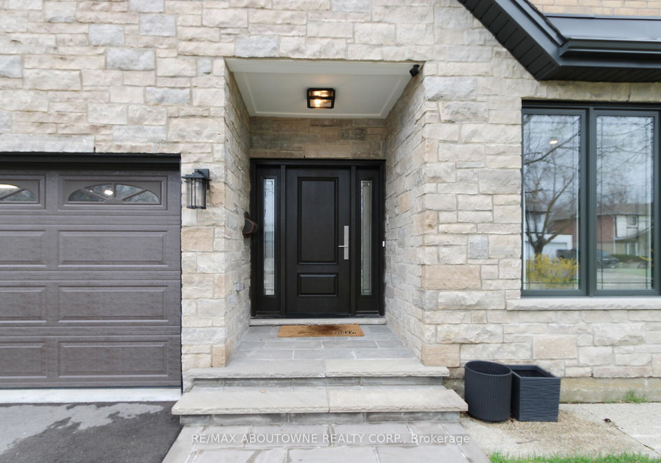 3301-nadine-crescent-mississauga-ontario-w13014878