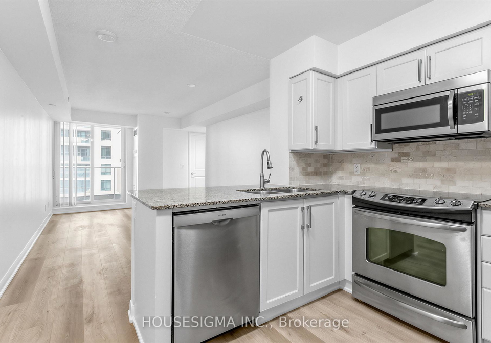 215-sherway-gardens-road-etobicoke-ontario-w13014938