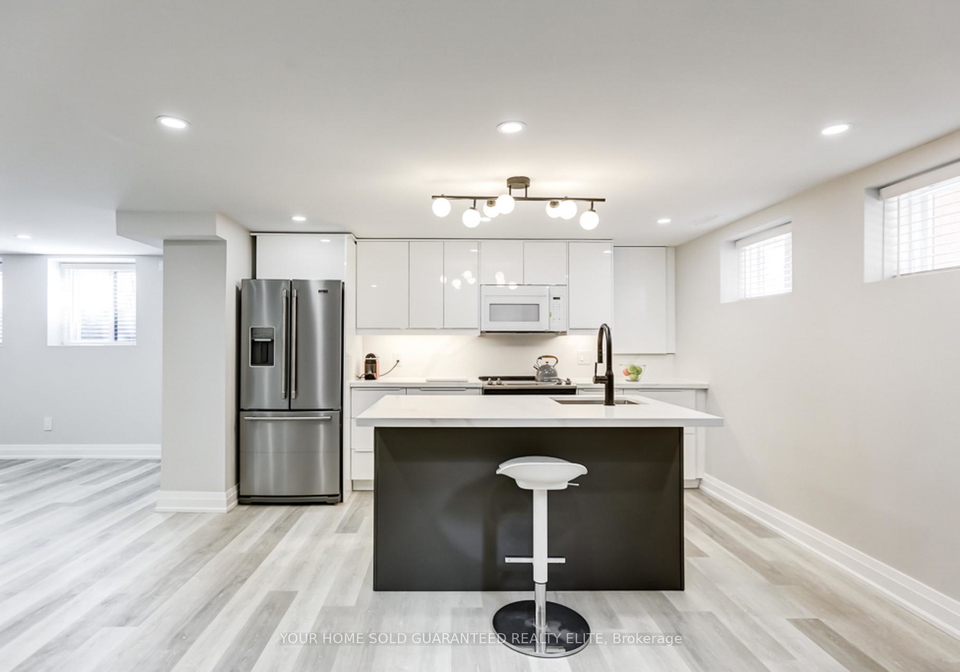 22-north-heights-road-etobicoke-ontario-w13015000