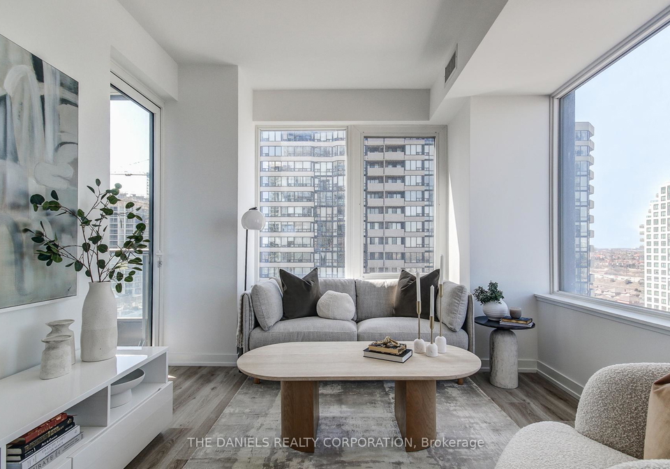 395-square-one-drive-mississauga-ontario-w13015372