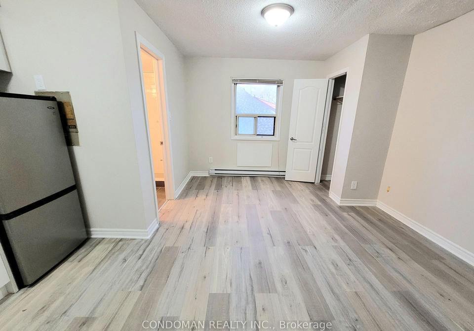 1371-king-street-w-toronto-ontario-w13015472