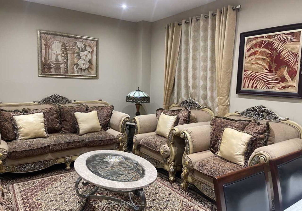 4-louisburg-crescent-brampton-ontario-w13015668