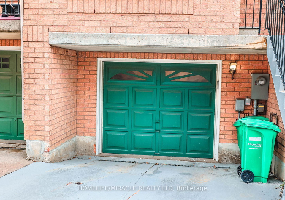 75-strathaven-drive-mississauga-ontario-w13015676