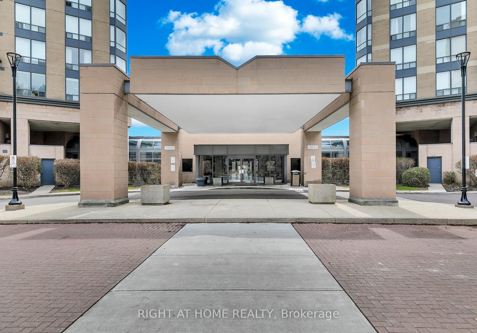 3-hickory-tree-road-north-york-ontario-w13015694