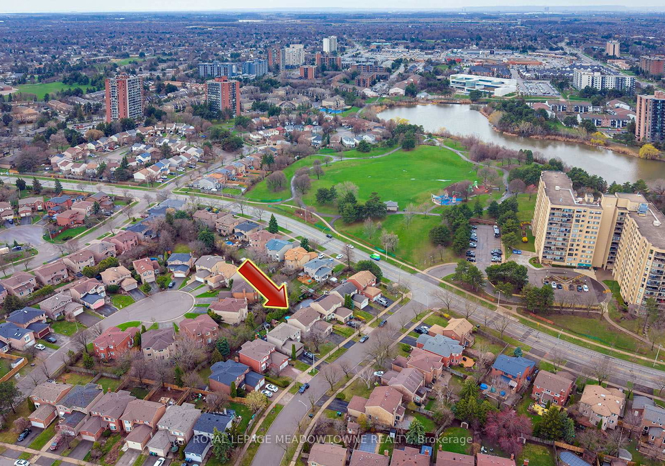 2542-valencia-road-mississauga-ontario-w13015746