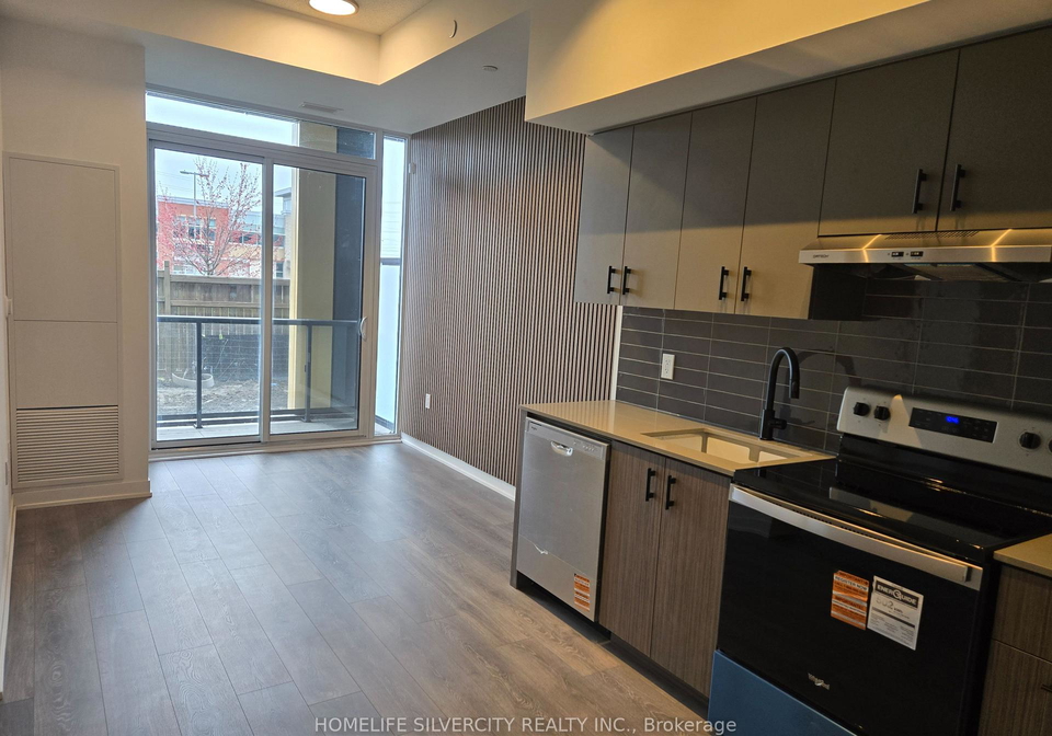 4878-powers-common-burlington-ontario-w13015922