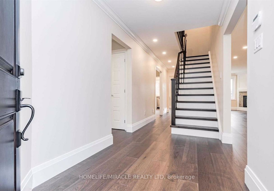 40-leatherhead-court-brampton-ontario-w13016040