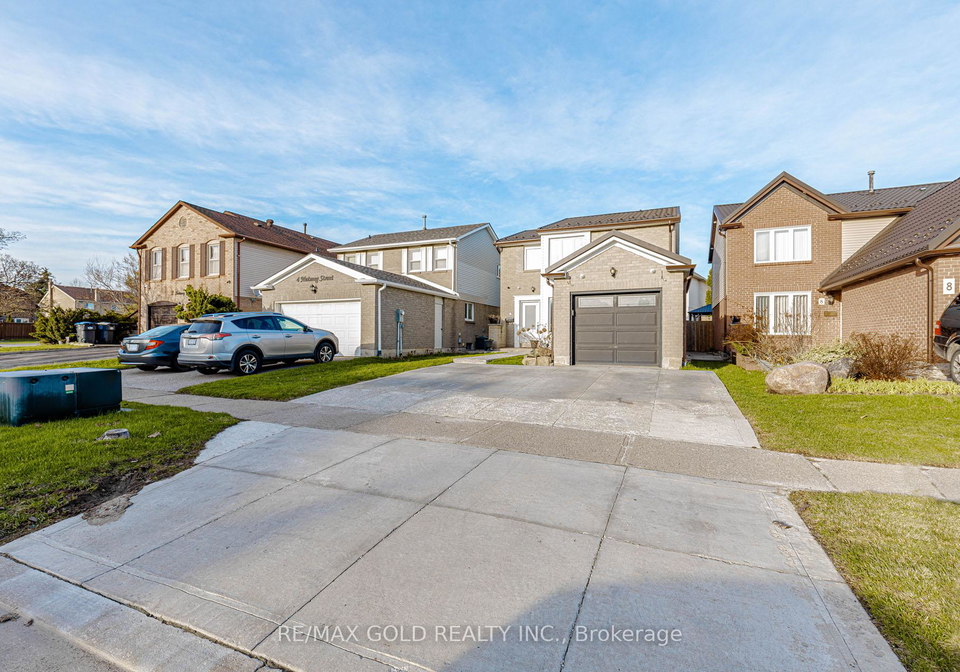6-nutmeg-street-brampton-ontario-w13016060