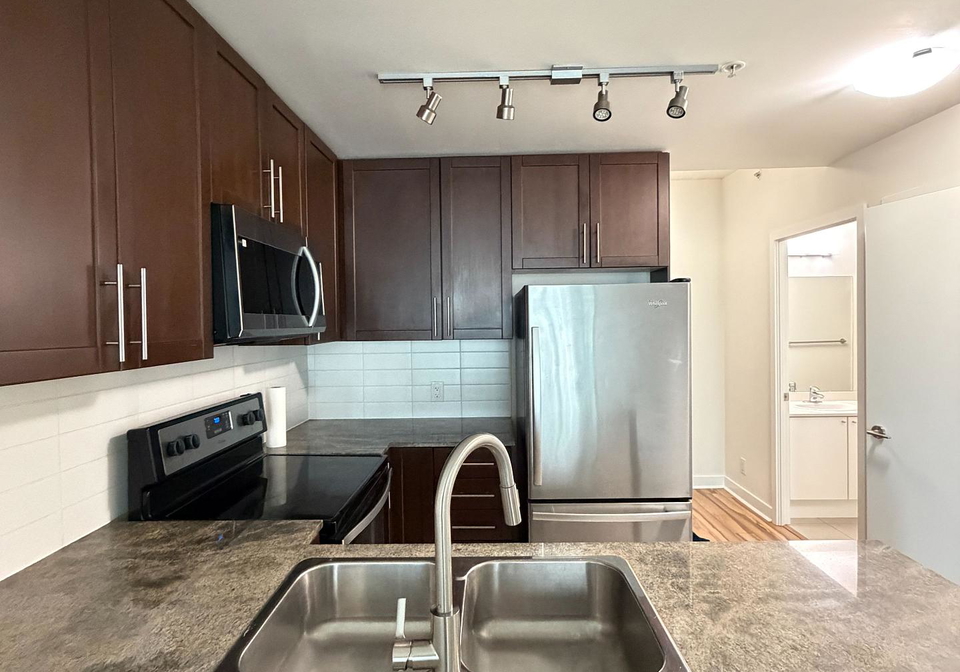 3985-grand-park-drive-mississauga-ontario-w13016318