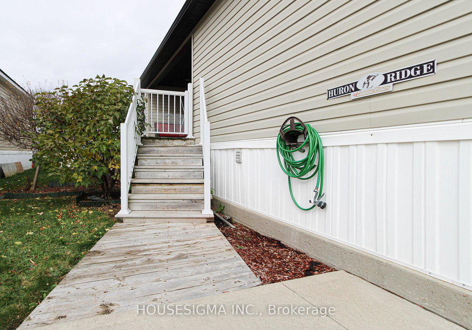 4449-milburough-5-tamarac-line-burlington-ontario-w13016536