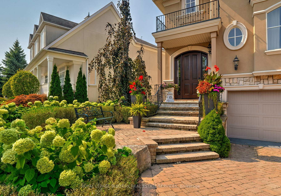 2214-hampstead-road-oakville-ontario-w13016566