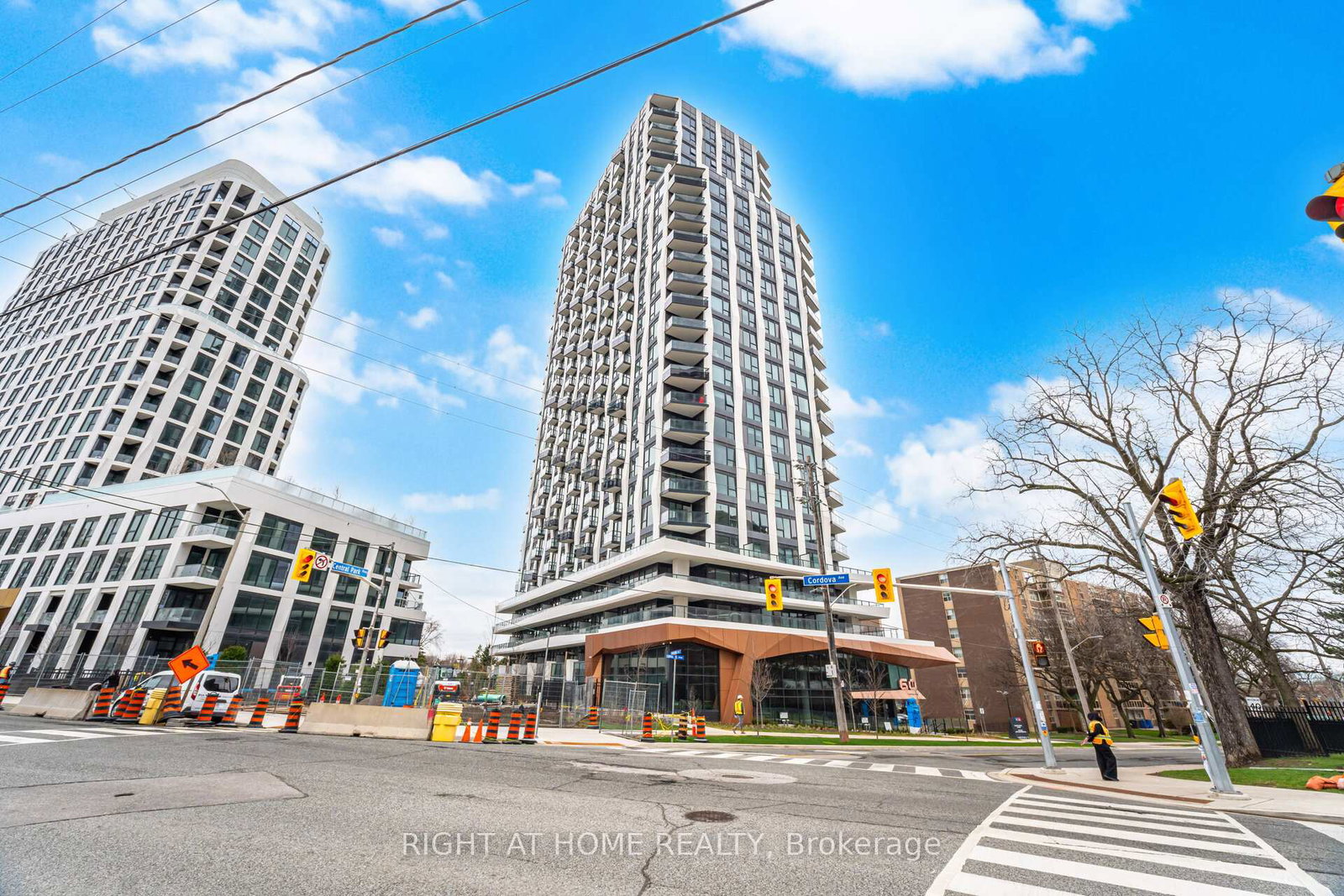 60-central-park-roadway-etobicoke-ontario-w13016592