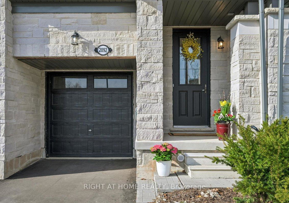 2092-ellerston-common-burlington-ontario-w13016618