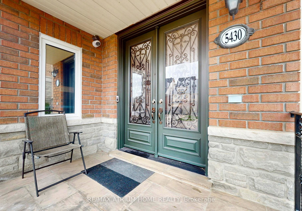 5430-oscar-peterson-boulevard-mississauga-ontario-w13017140