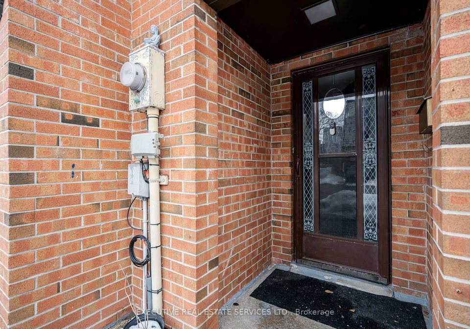 25-briar-path-n-brampton-ontario-w13017162