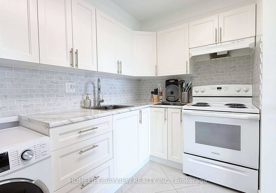 4645-jane-street-york-ontario-w13017232