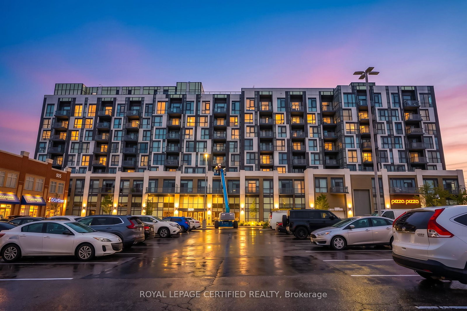 509-dundas-street-w-oakville-ontario-w13017312