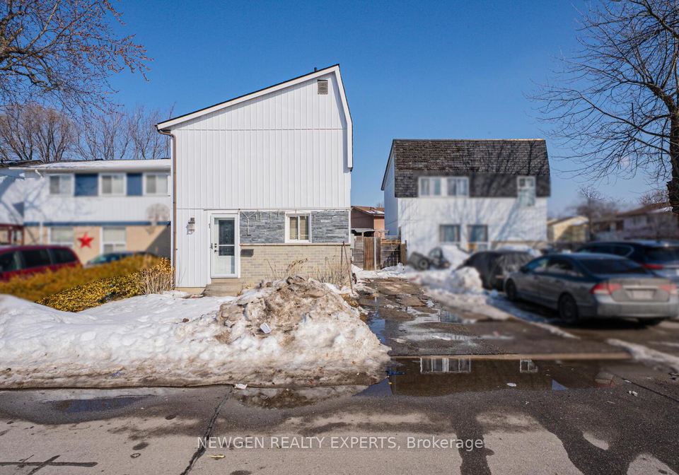 1-jacobs-square-brampton-ontario-w13017370