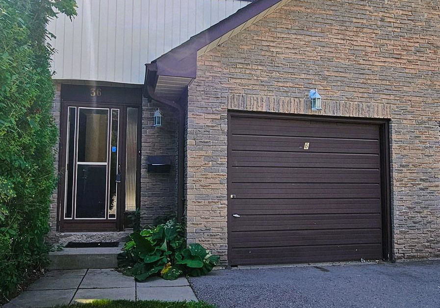 dawson-crescent-brampton-ontario-w13017484