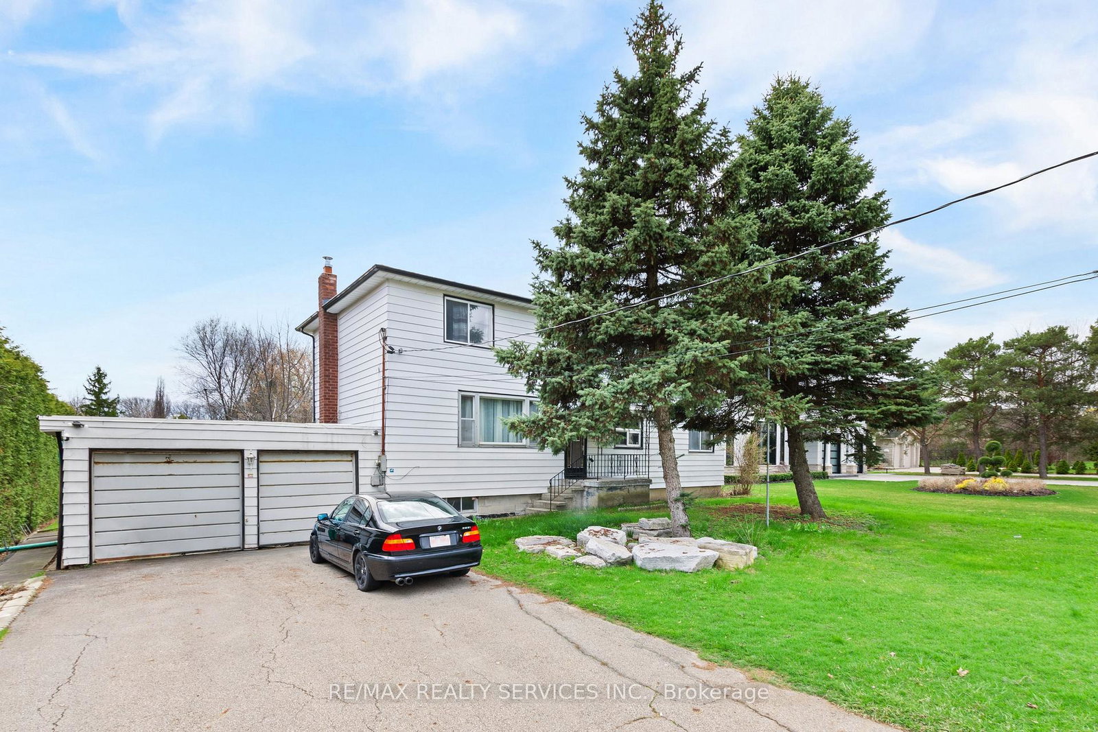 1524-indian-grove-mississauga-ontario-w13017532
