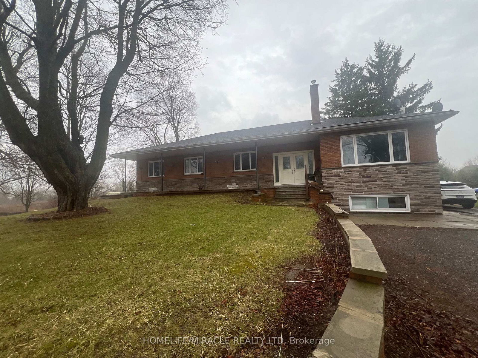 15674-mt-pleasant-road-caledon-ontario-w13017572