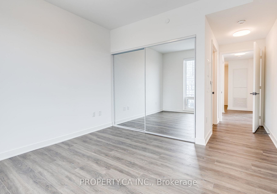 1185-dupont-street-toronto-ontario-w13017646