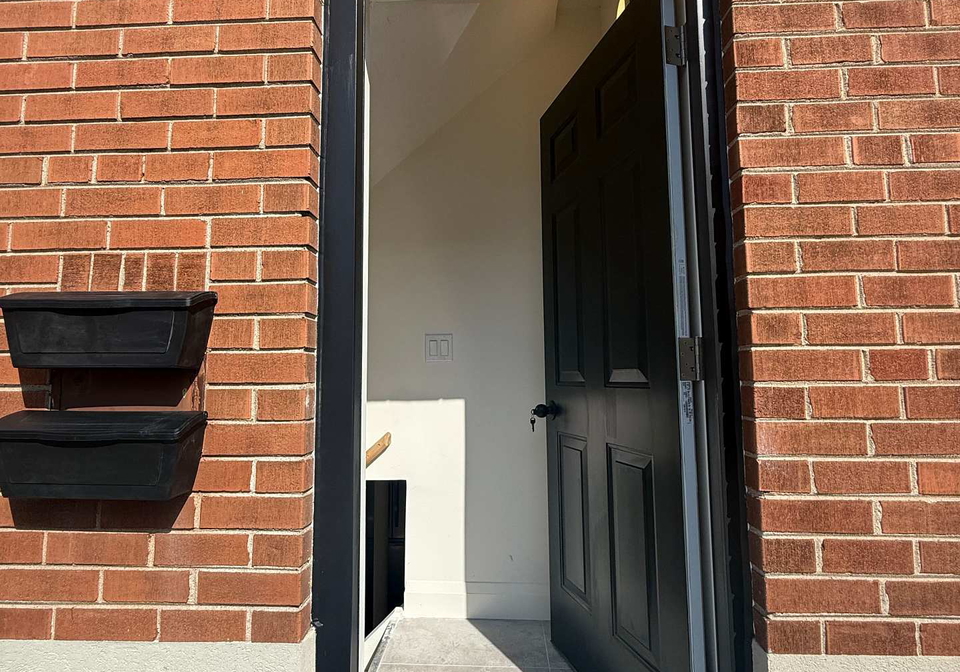 15-arrowsmith-avenue-north-york-ontario-w13017698