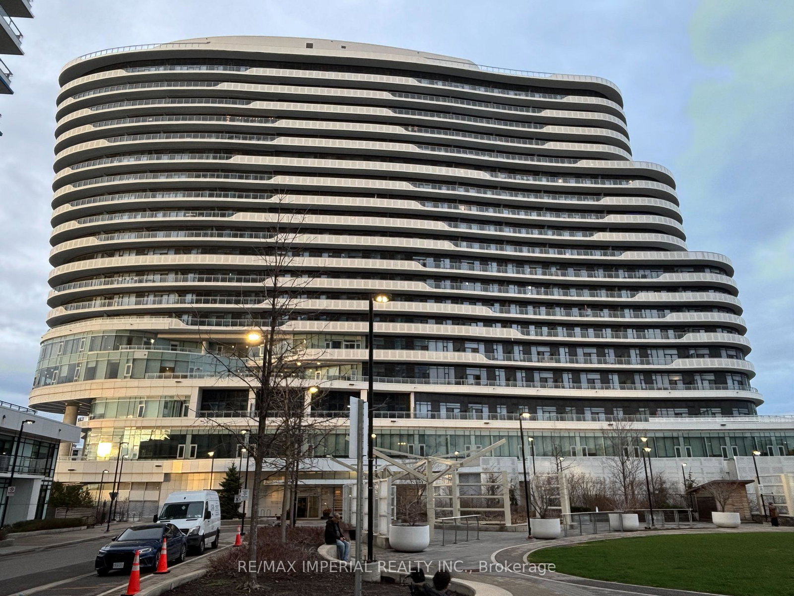 2520-eglinton-avenue-w-mississauga-ontario-w13017846