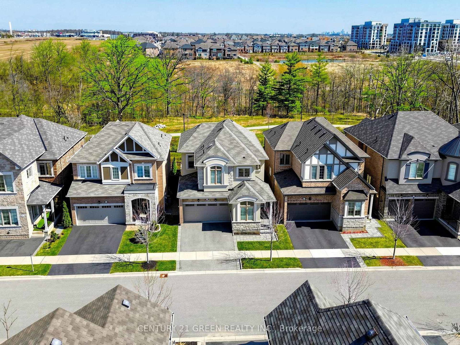 1229-sweetfern-crescent-milton-ontario-w13017914