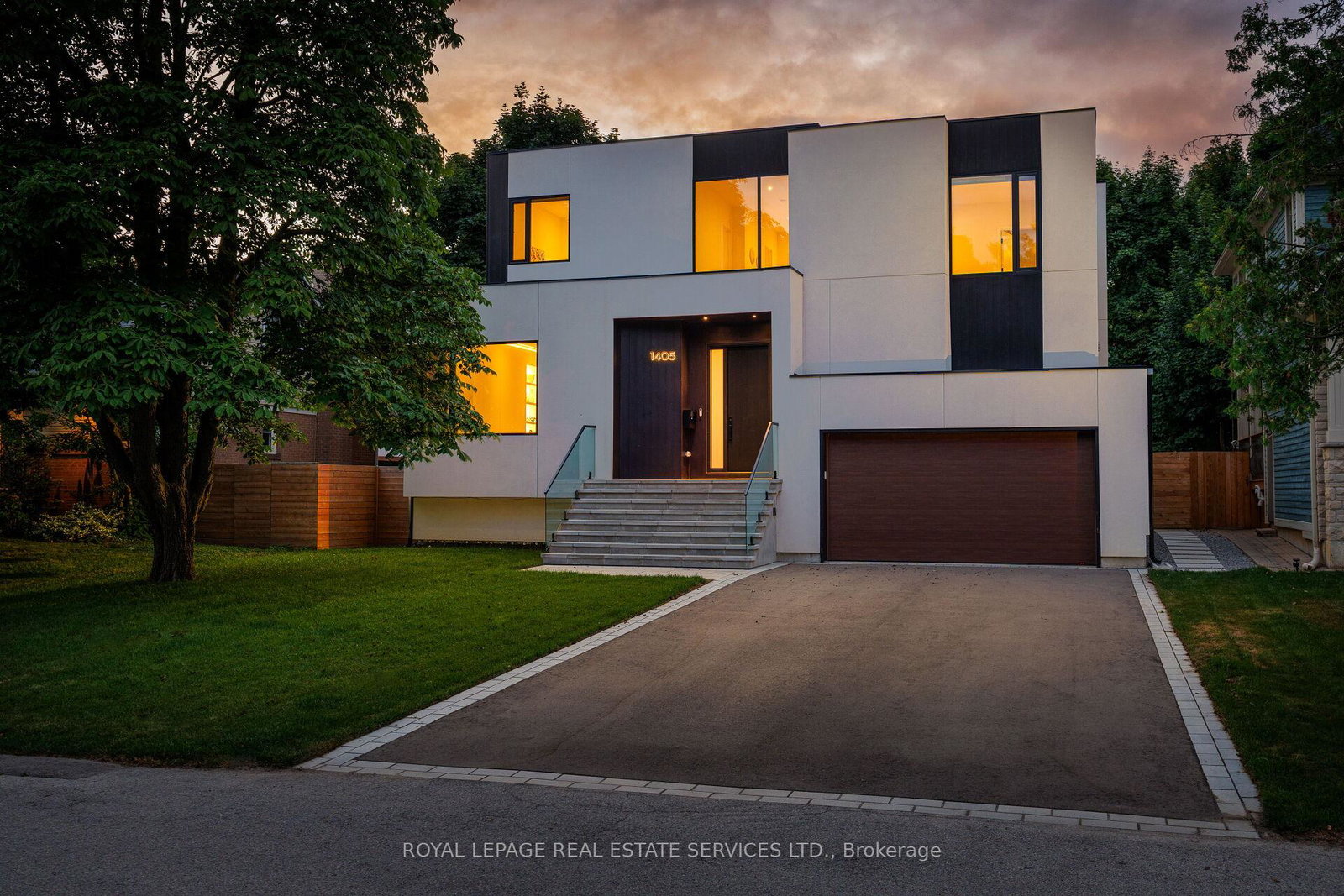 1405-acton-crescent-oakville-ontario-w13017956