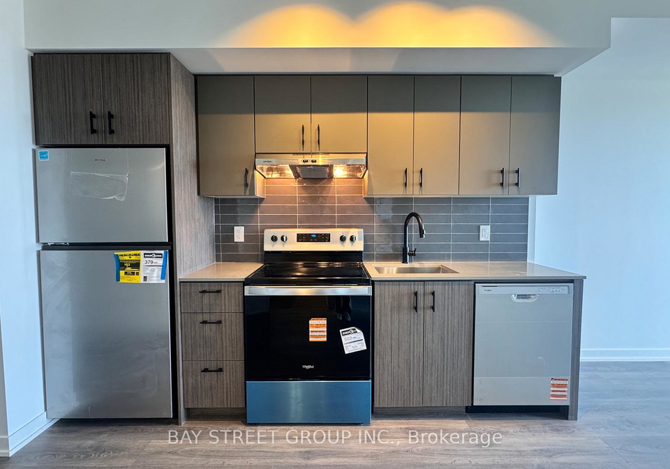 4878-powers-common-burlington-ontario-w13017984