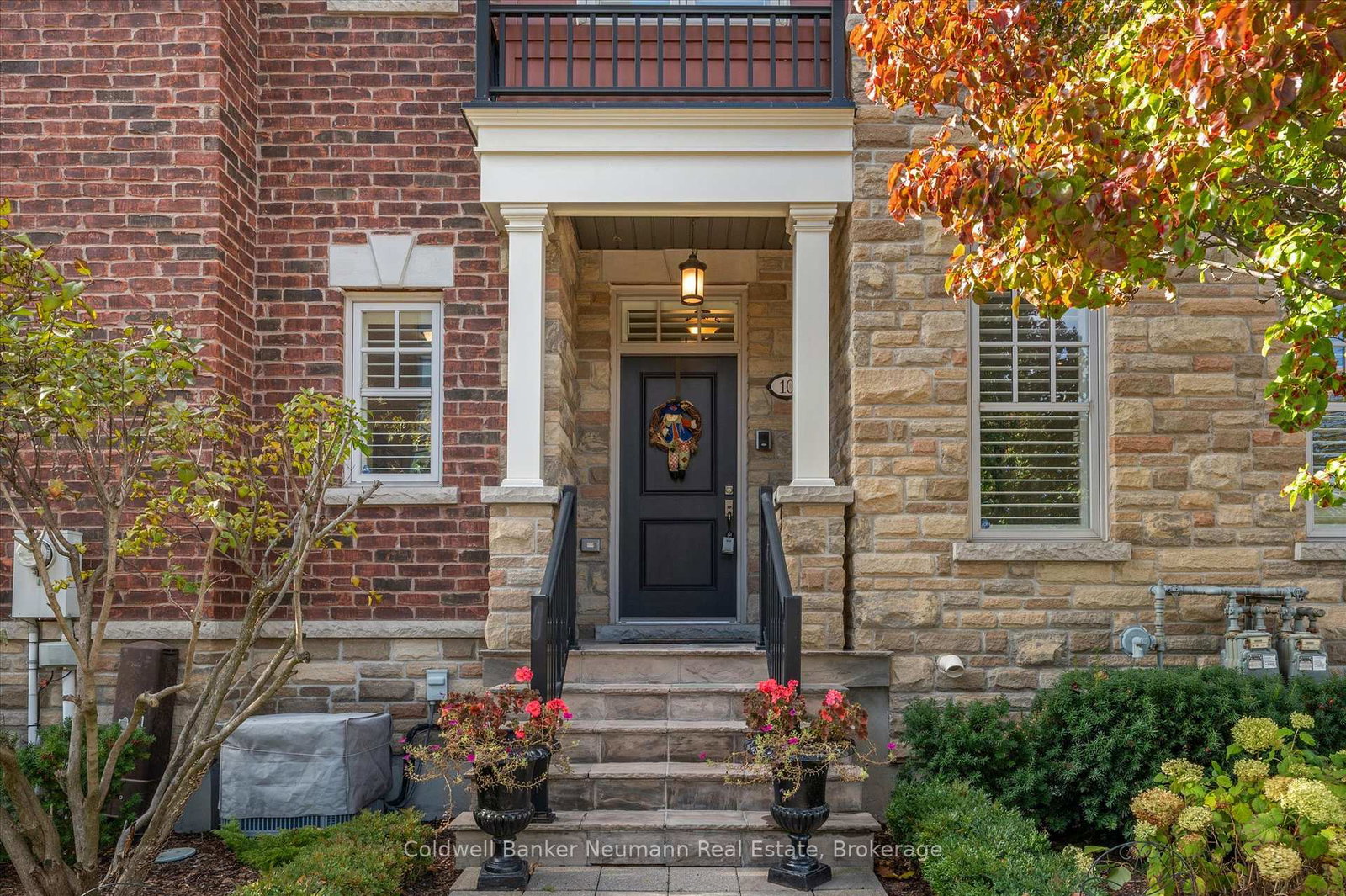 2061-maria-street-burlington-ontario-w13018032