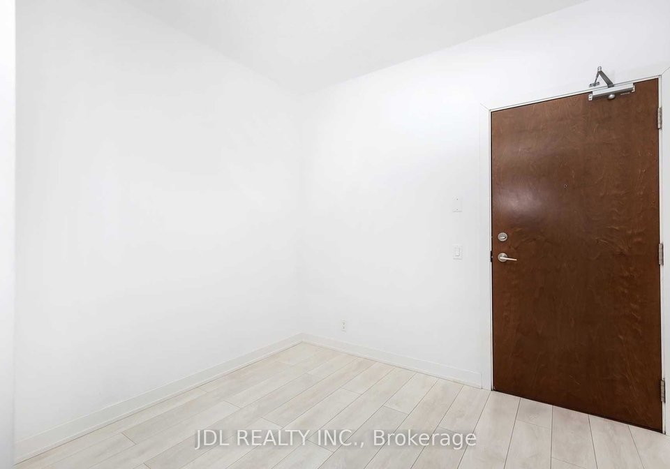 2212-lake-shore-boulevard-w-etobicoke-ontario-w13018056