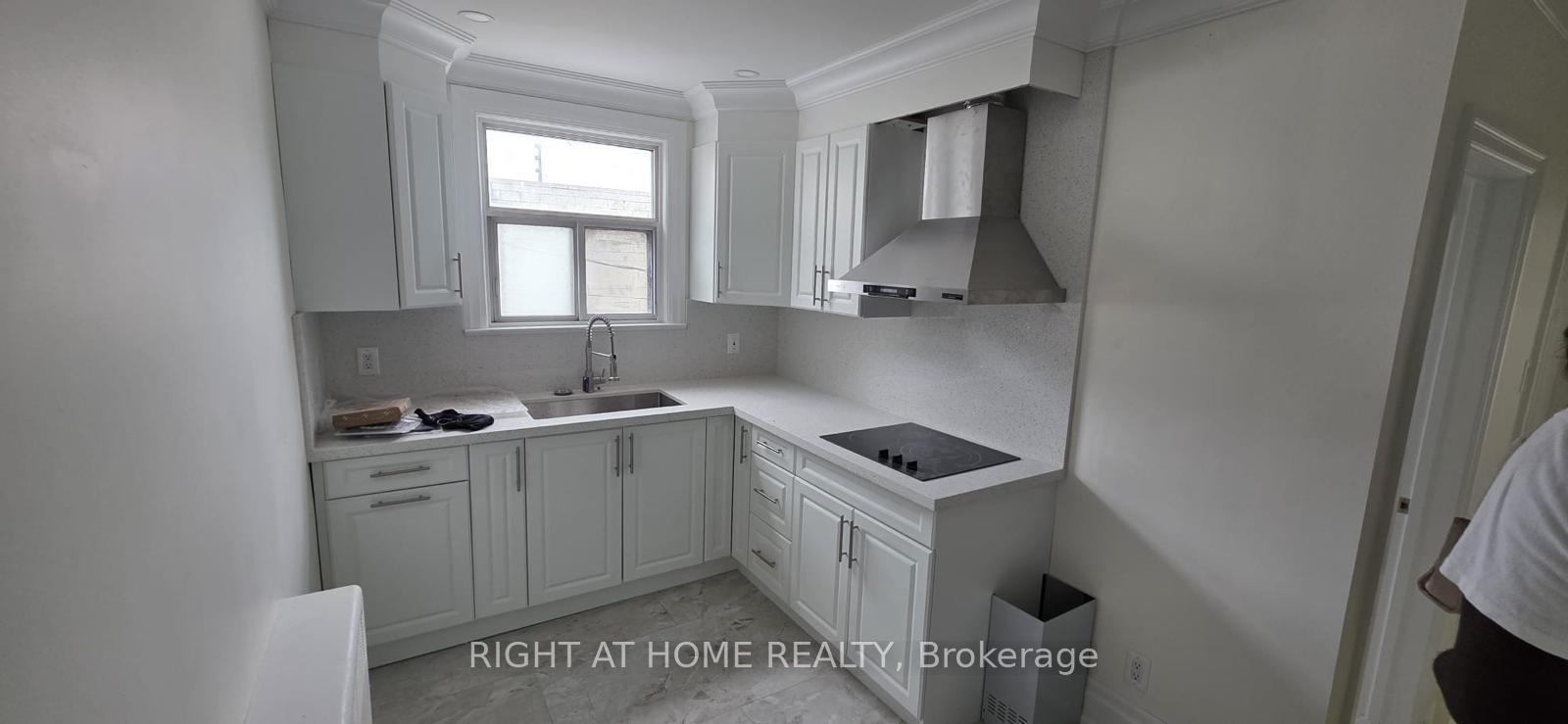 1782-jane-street-s-north-york-ontario-w13018066
