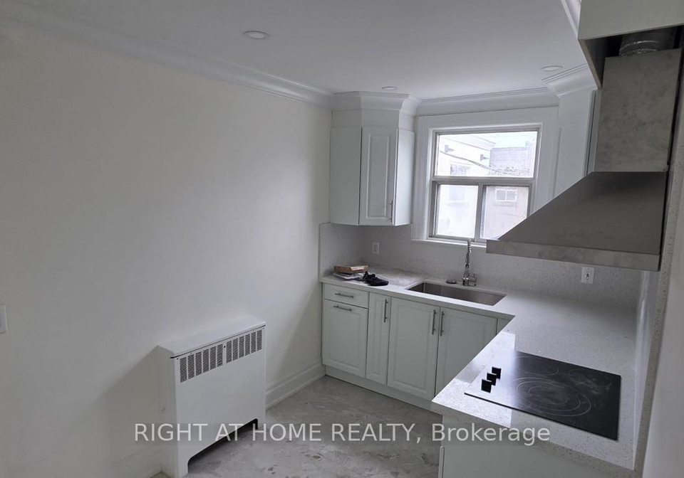 1782-jane-street-s-north-york-ontario-w13018066