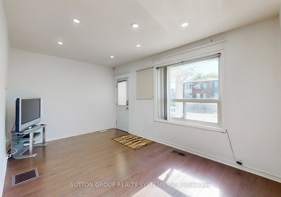 128-northland-avenue-toronto-ontario-w13018088