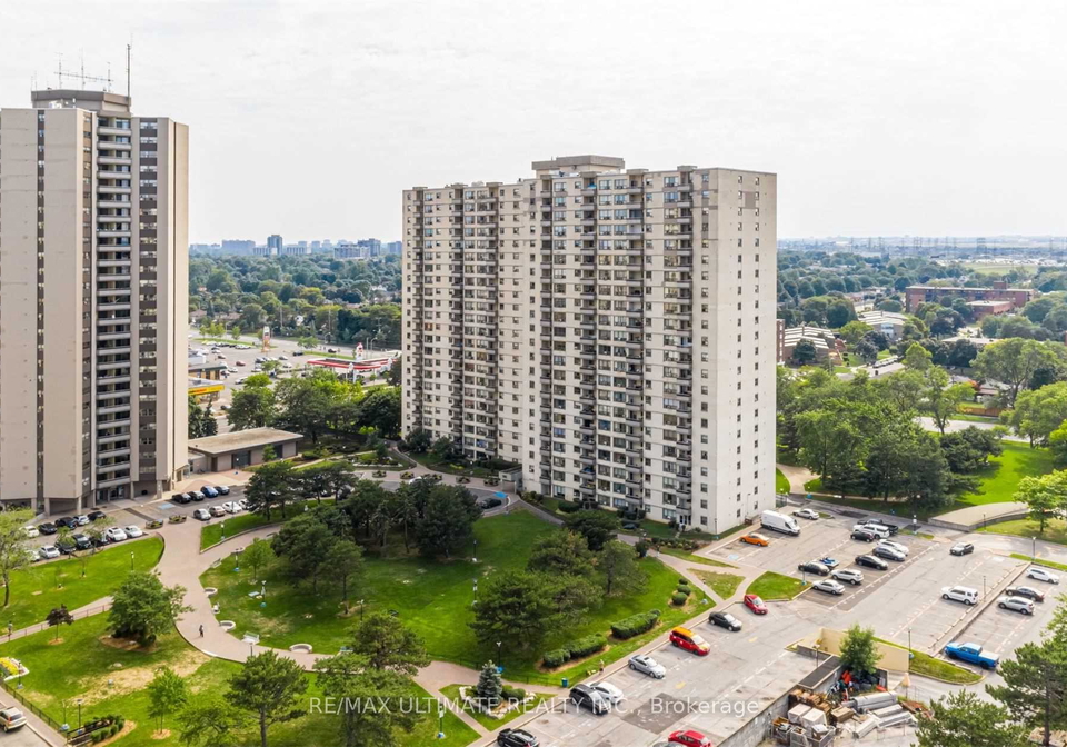 390-dixon-road-etobicoke-ontario-w13018120