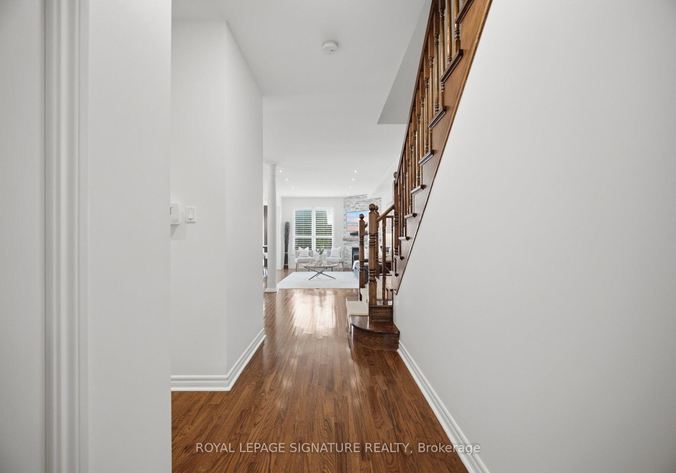 2386-stone-glen-crescent-oakville-ontario-w13018520