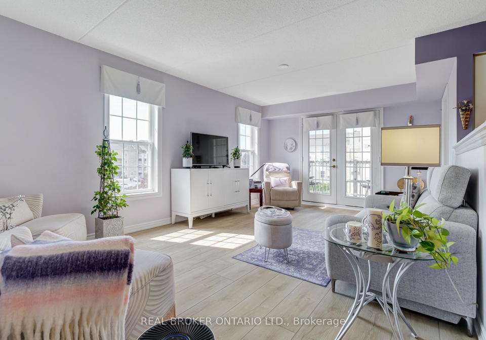 1460-bishops-gate-oakville-ontario-w13018806