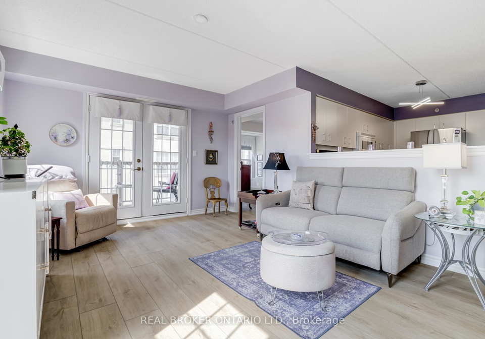 1460-bishops-gate-oakville-ontario-w13018806