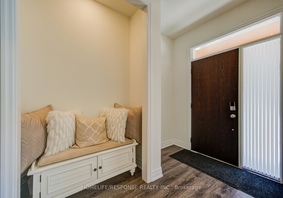 3023-creekshore-common-oakville-ontario-w13018954