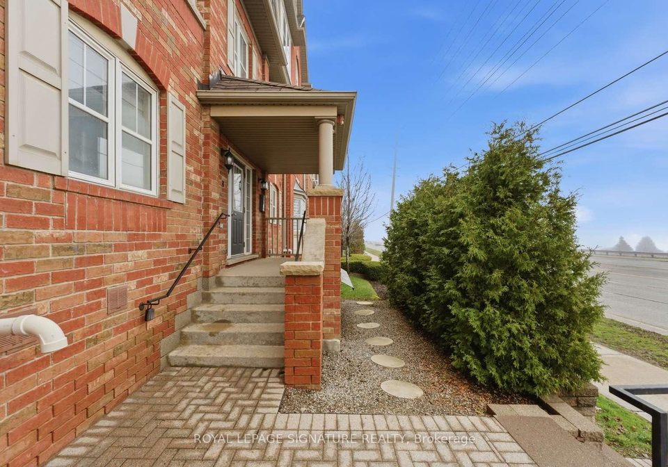 633-dundas-street-w-mississauga-ontario-w13019158