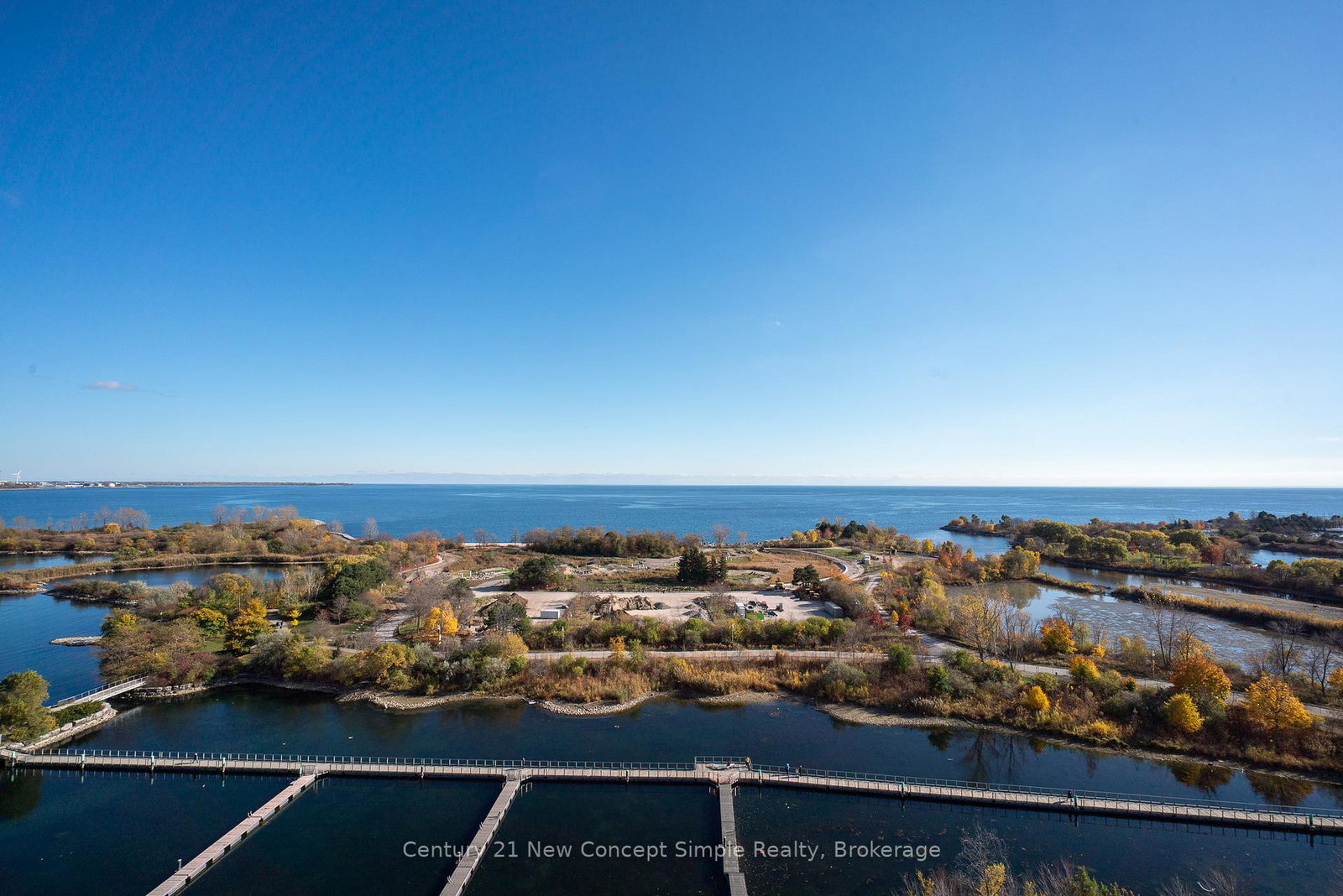 20-shore-breeze-drive-etobicoke-ontario-w13019384