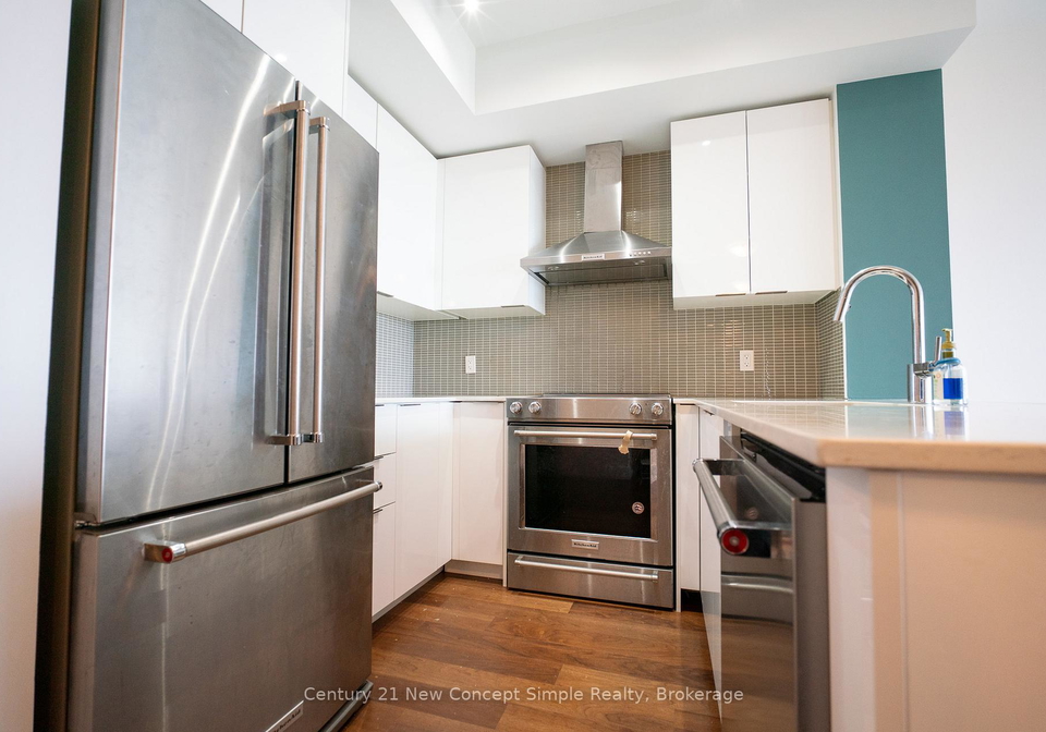 20-shore-breeze-drive-etobicoke-ontario-w13019384